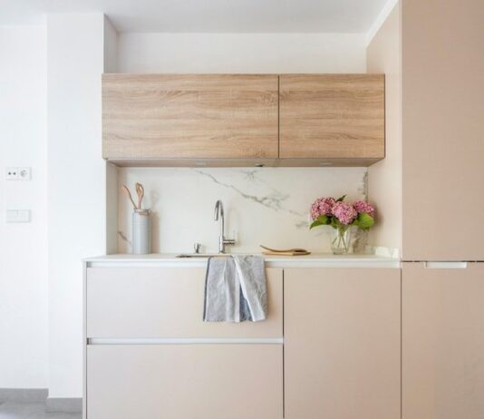 where to store towels in the kitchen: where to hang kitchen or paper towels beautifully and conveniently